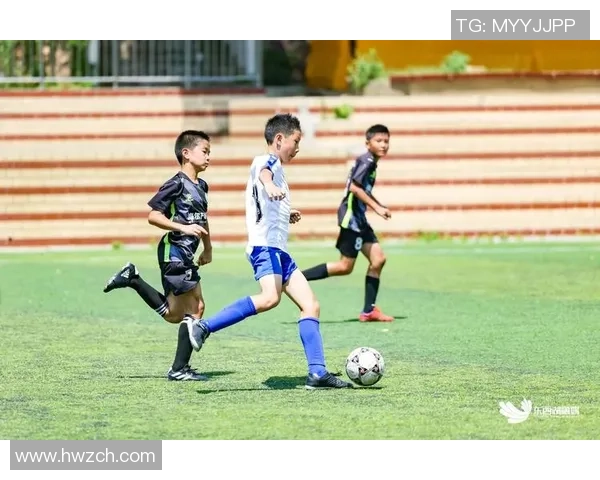 钟晟足球：探索青少年足球发展的新路径与未来愿景